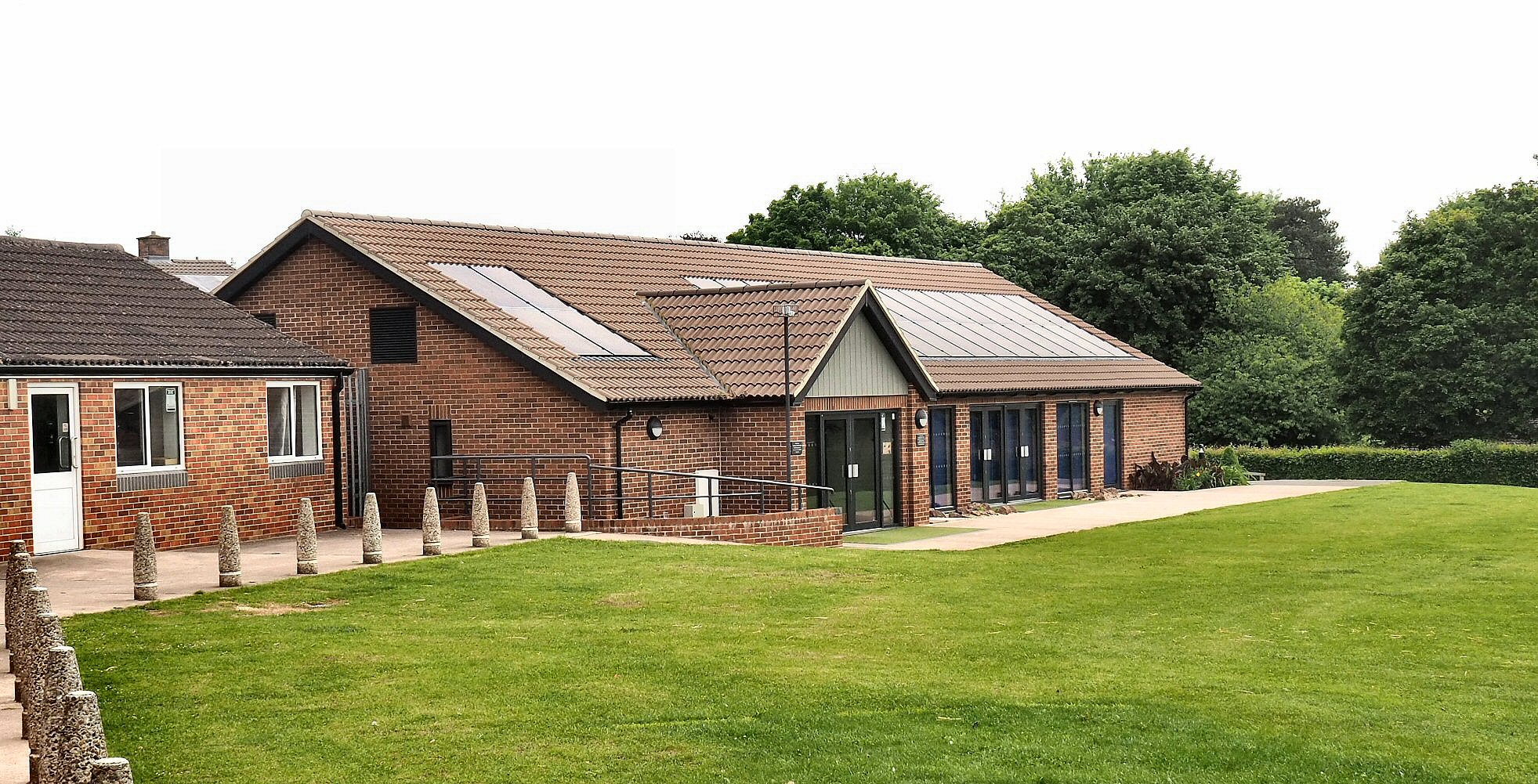 Garden scene — May 2023